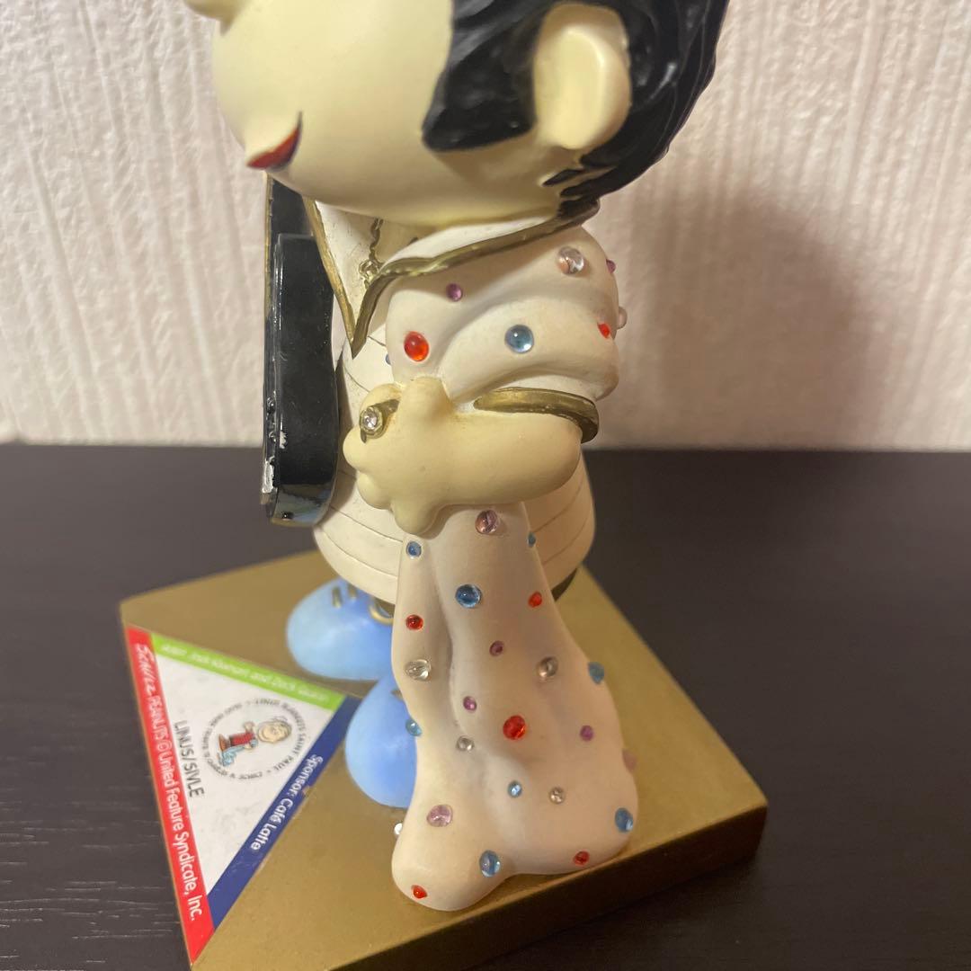 スヌーピー PEANUTS ON PARADE ライナス フィギュア - メルカリ