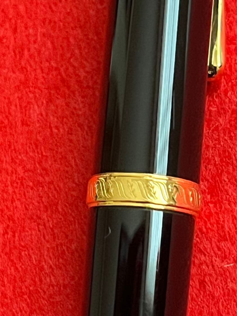 モンブランボールペン 作家シリーズ 1995年ボルテール❗️入手困難