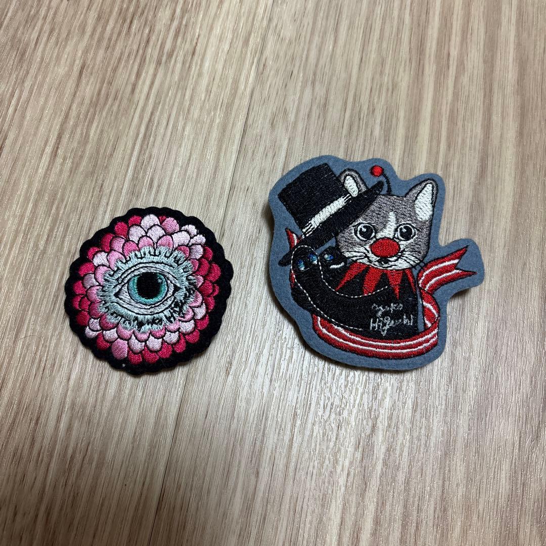 ヒグチユウコ展限定 刺繍ブローチ 2個セット ネコ - メルカリ