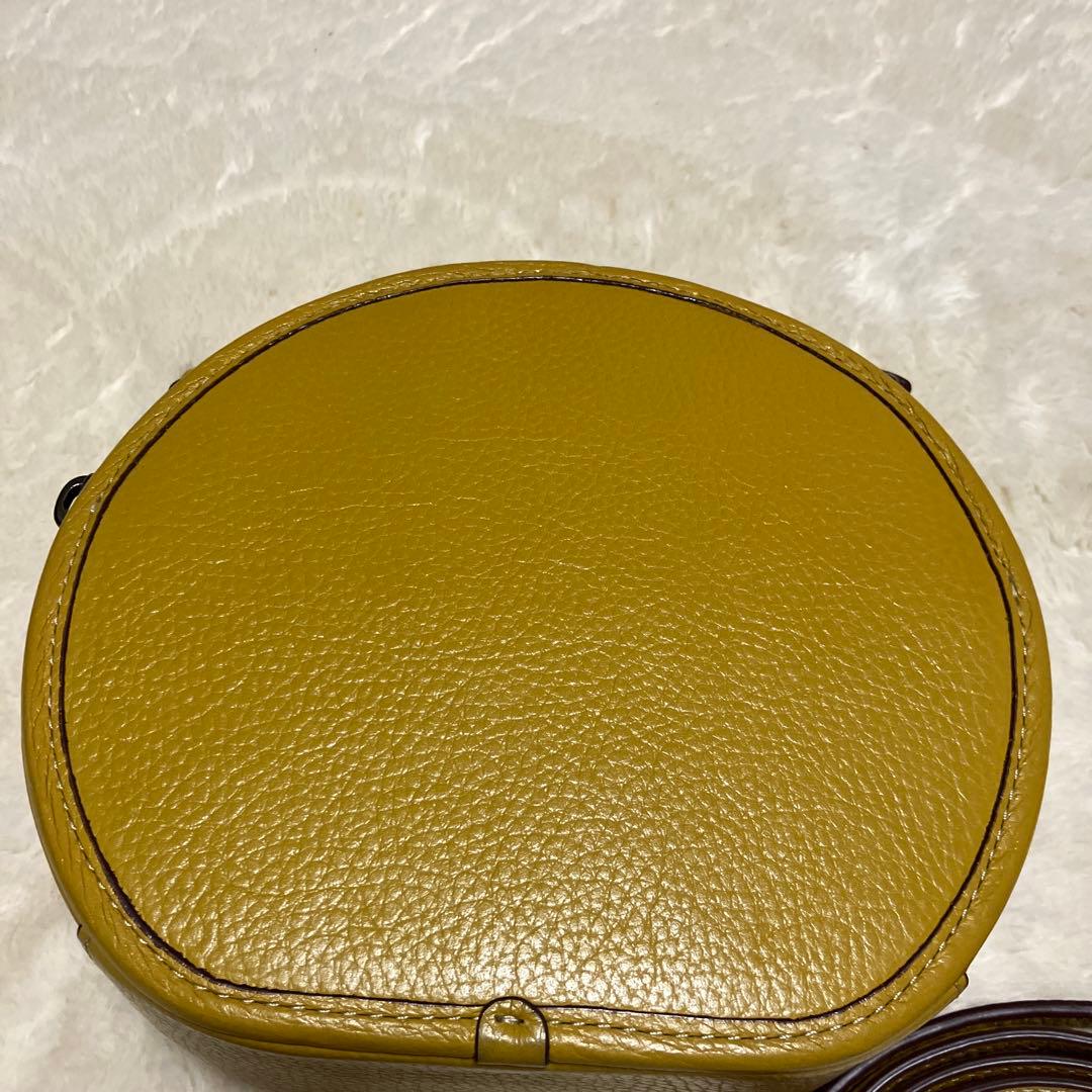 COACH スヌーピー ラウンドショルダーバッグ