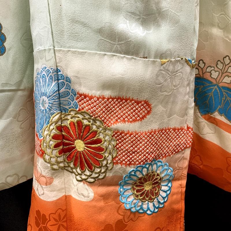 504ag64□七五三 七歳 セミアンティーク 女児 着物&袋帯 銀彩 菊□