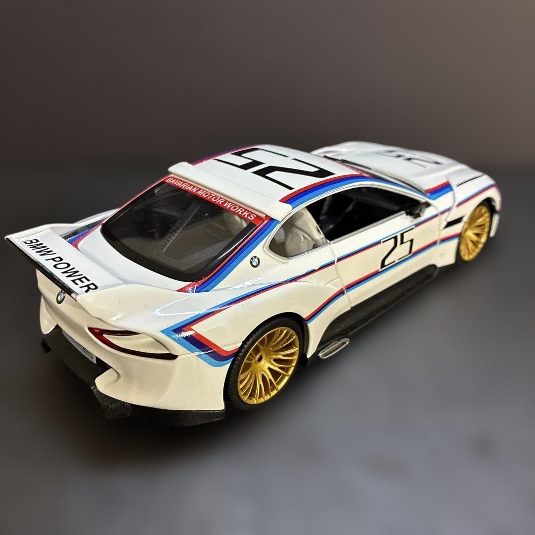 909※BMW CSL 3.0 1/24スケール ダイキャスト ミニカー