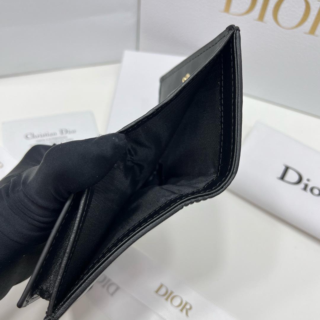 「最終価格」ブラック レザー 二つ折り財布