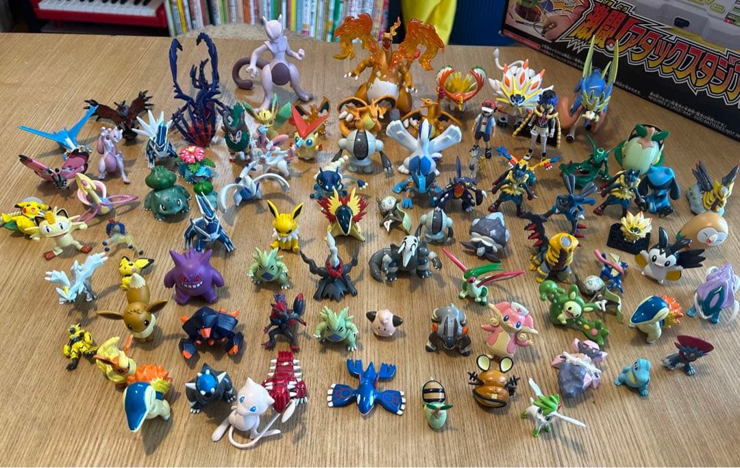 ポケモンモンコレフィギュアまとめ売り約80体 モンコレ フィギュア 約