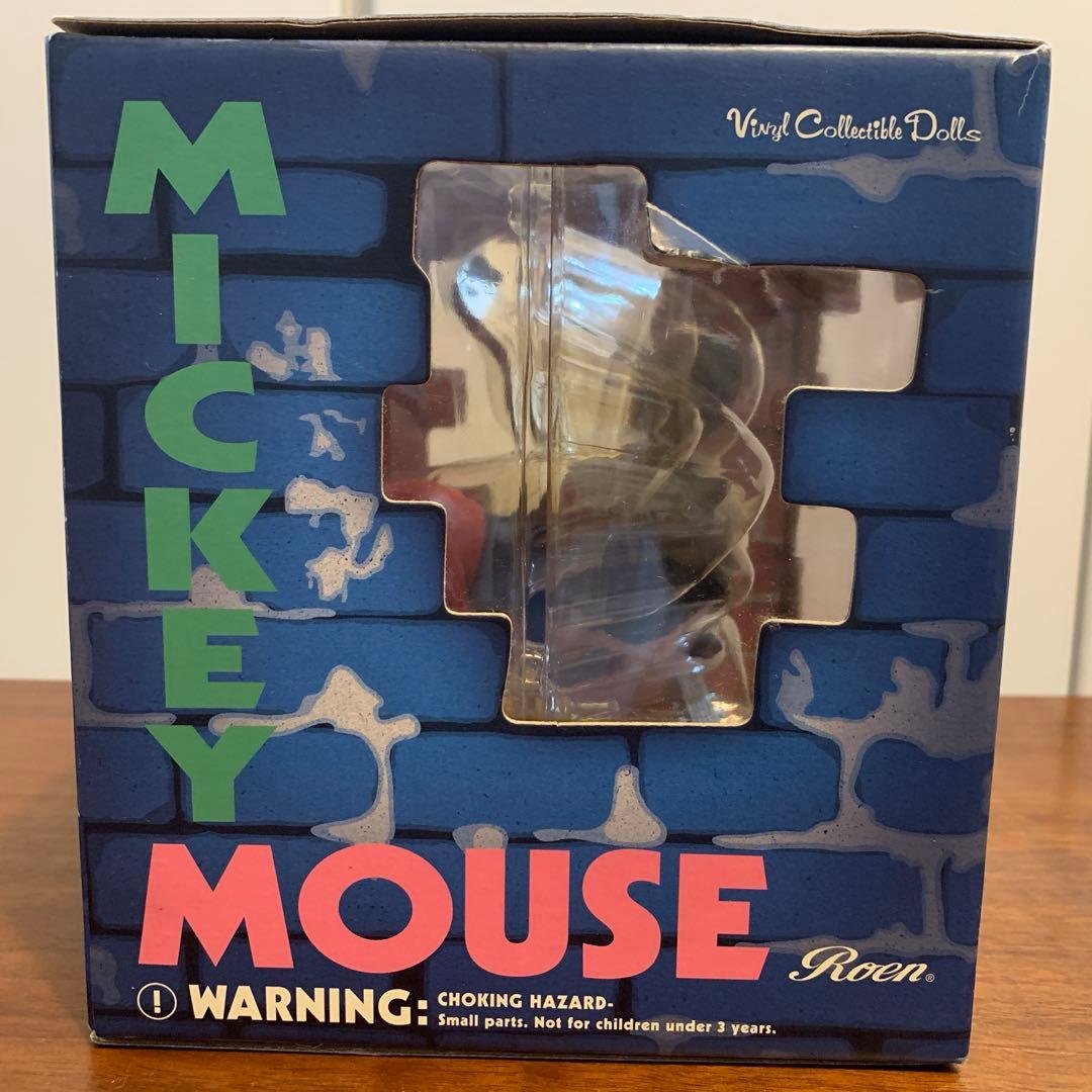 クラッシュミッキーフィギュア　ディズニーxRoen x メディコムトイ