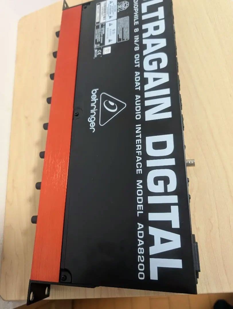 【未使用品】ULTRAGAIN DIGITAL ADA8200