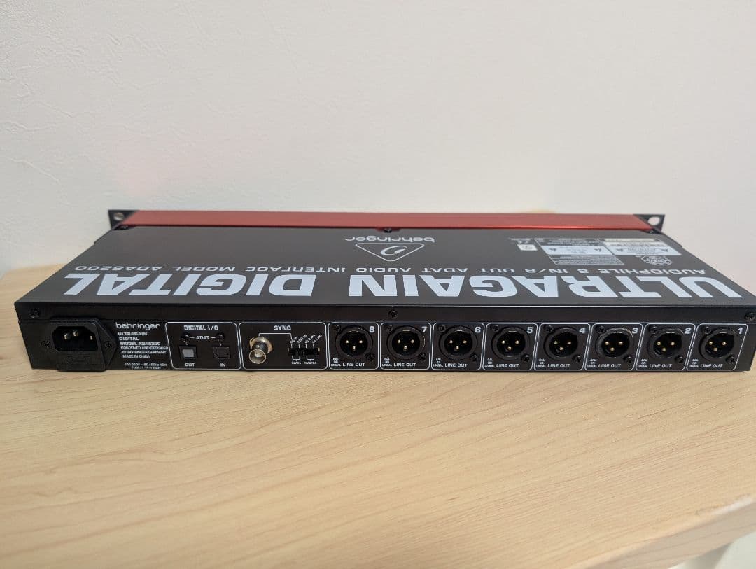 【未使用品】ULTRAGAIN DIGITAL ADA8200
