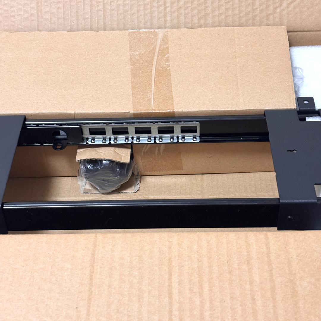 【新品・未使用】スライド式キーボードトレイ KBTRAYADJ