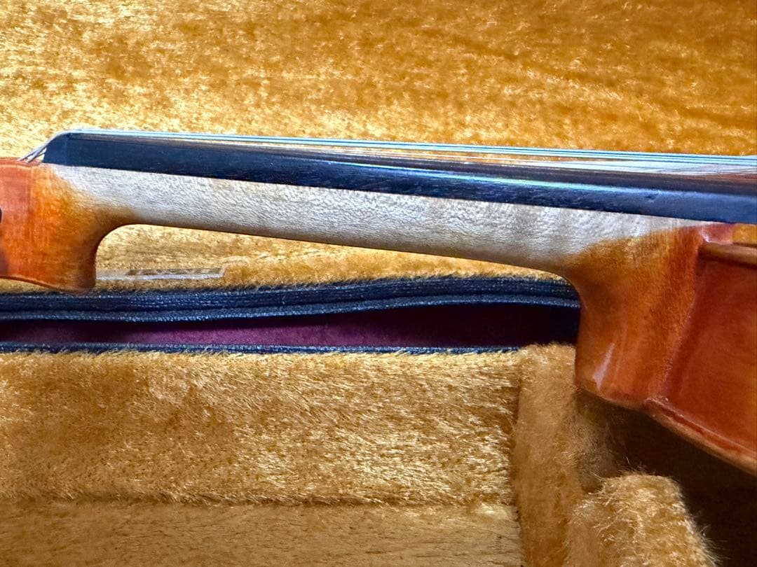 最終値下げ鈴木バイオリン No.330 1981年 4/4杉藤フェルナンブーコ弓