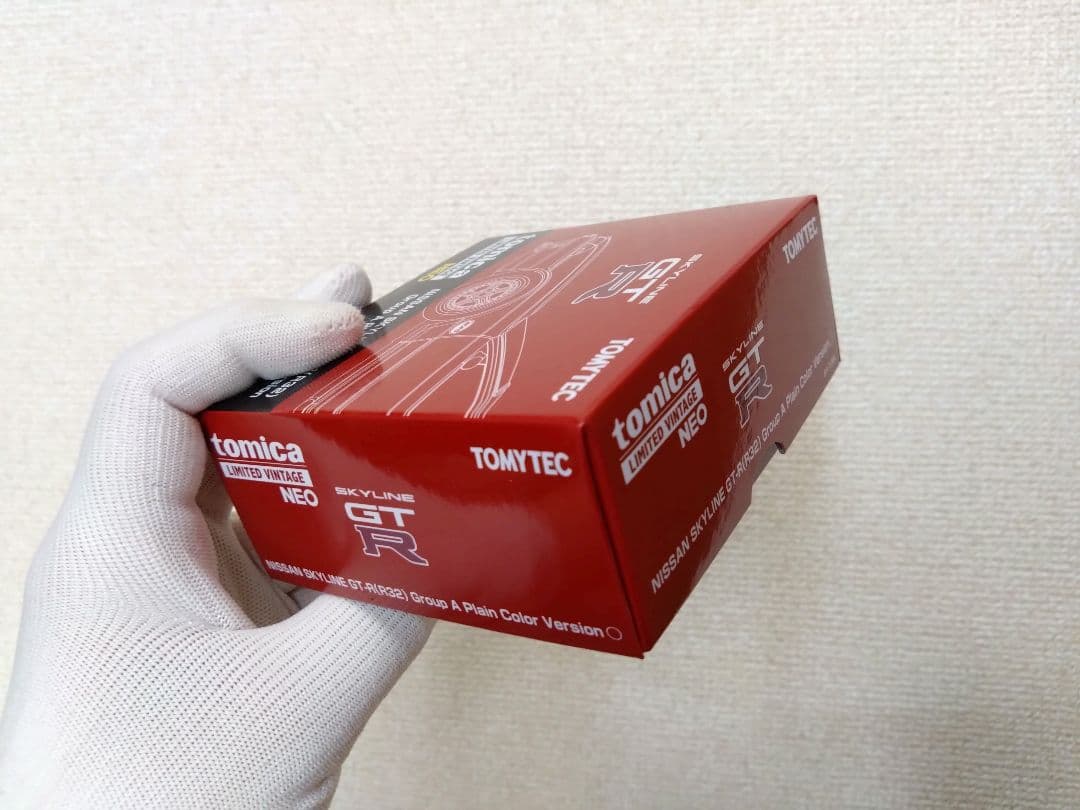 トミカリミテッドヴィンテージネオ 日産 スカイライン GT-R R32 開封品