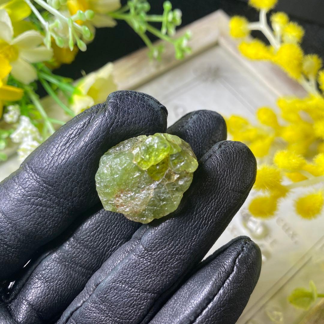 パキスタン産】ペリドット原石