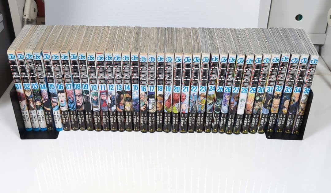 ワンパンマン1巻〜35巻セットまとめ売り - メルカリ