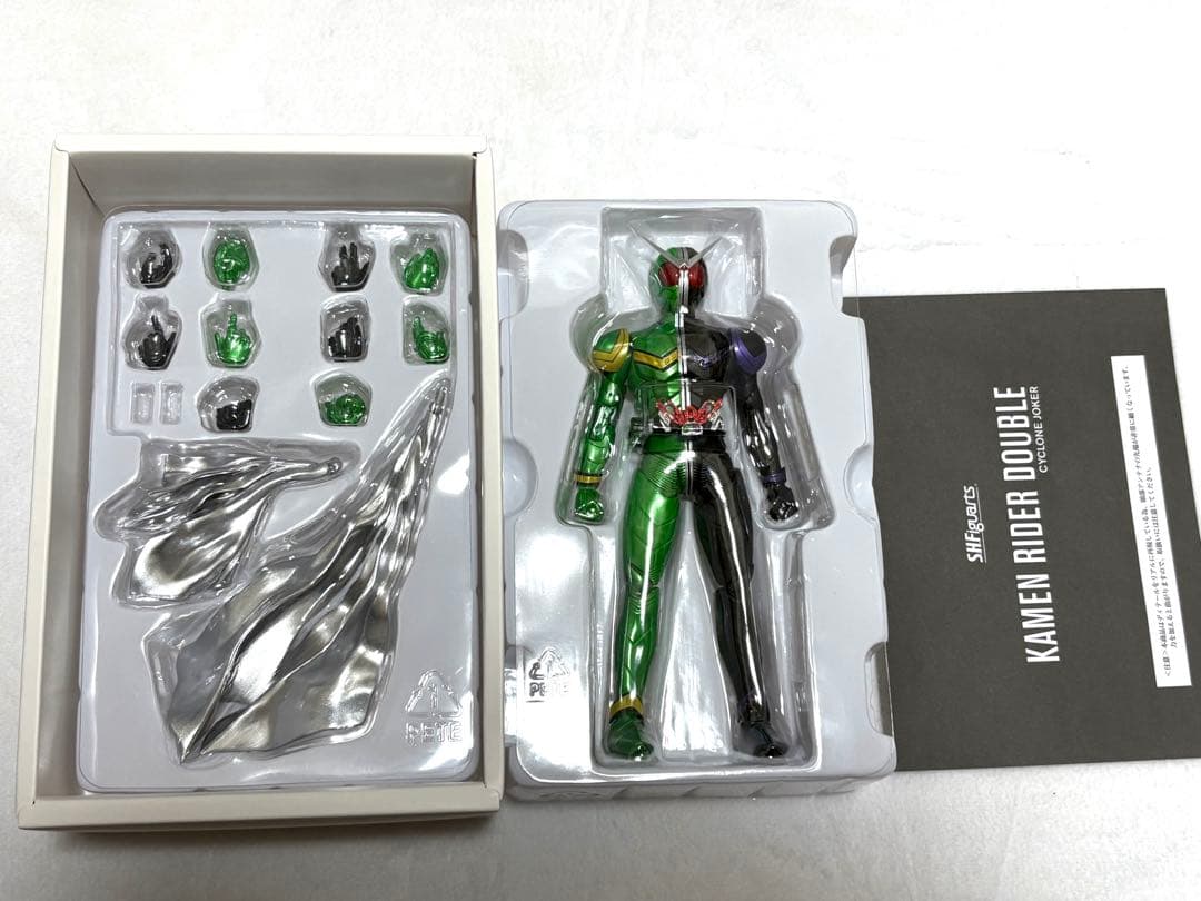 S.H.figrats 仮面ライダーW サイクロンジョーカー真骨頂製法