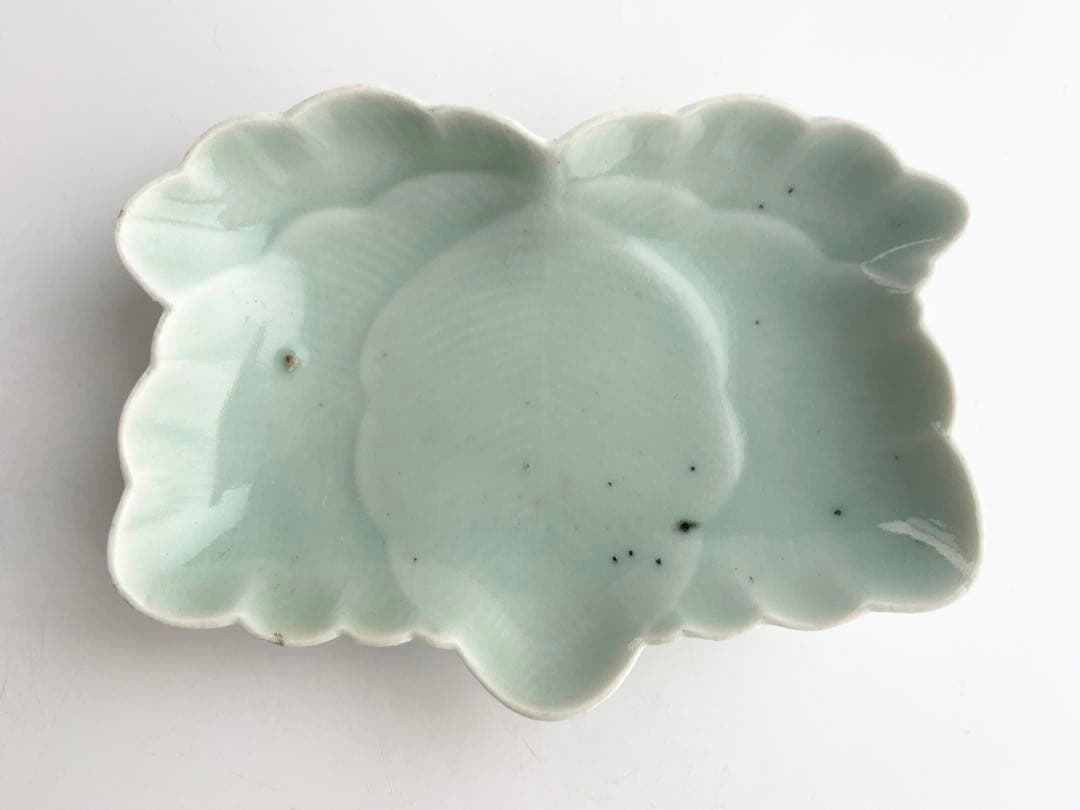 骨董 アンティーク 青磁 葉形 変形皿 向付 鍋島