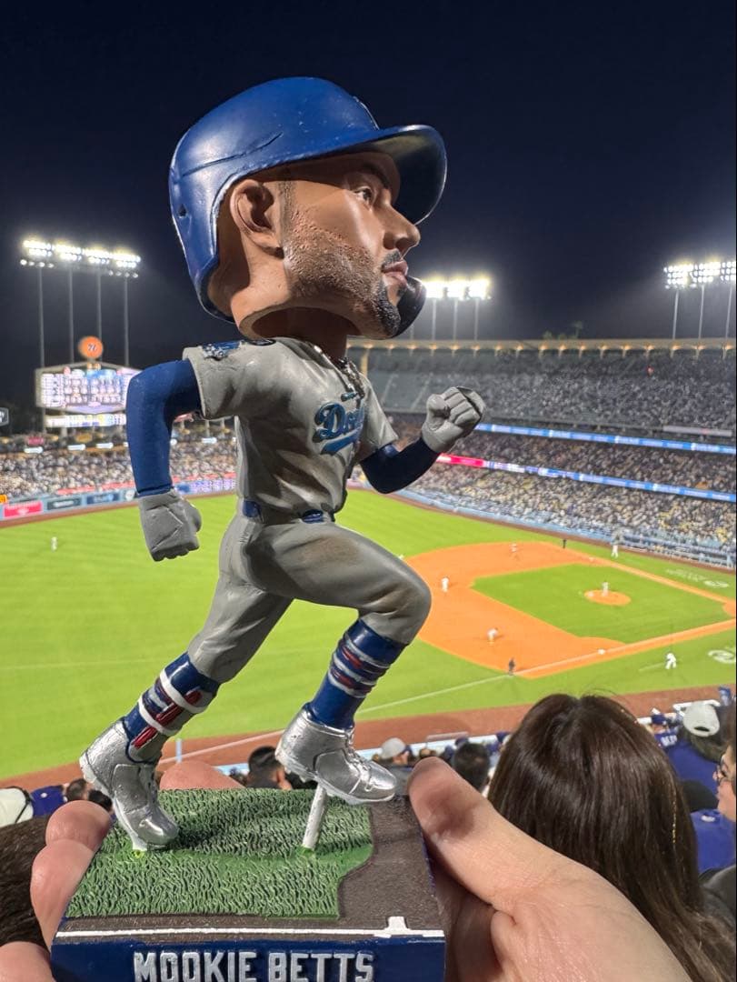 限定品】ムーキーベッツボブルヘッド5/13球場配布