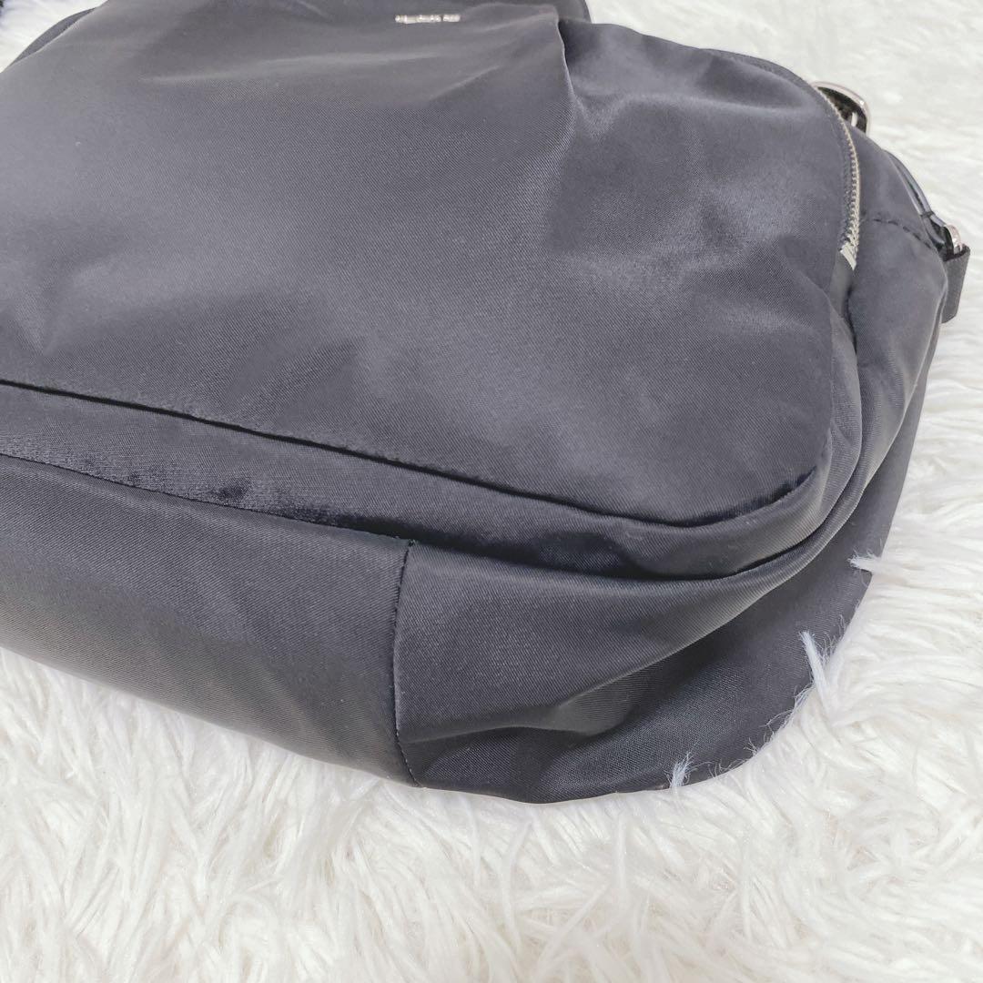 極美品 agnes b. アニエスベー ナイロンショルダーバッグ 黒 ブラック