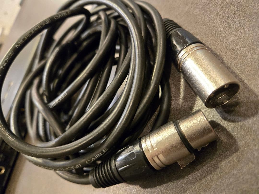 【SHURE】ワイヤレスマイクロフォンPG58+受信機SVX88セット