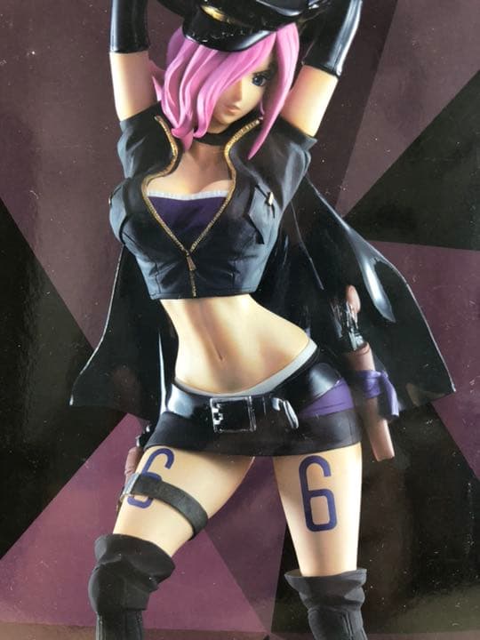 フラッグ ダイヤモンドワンピース ニコロビン ナミ ビビ レイジュ