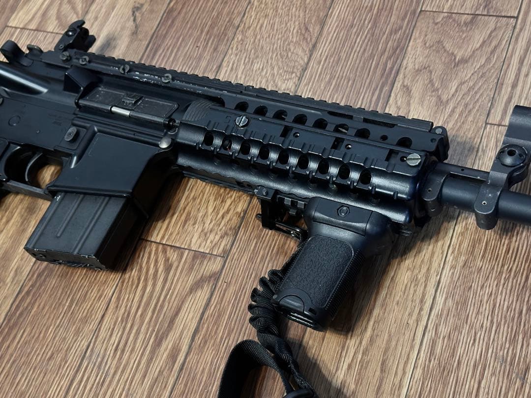 東京マルイ　スタンダード電動ガン　M4 A1カスタム　おまけスコープ付