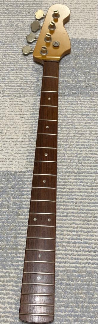 メイプル柾目 ジャズベースネック 国内工房 - メルカリ