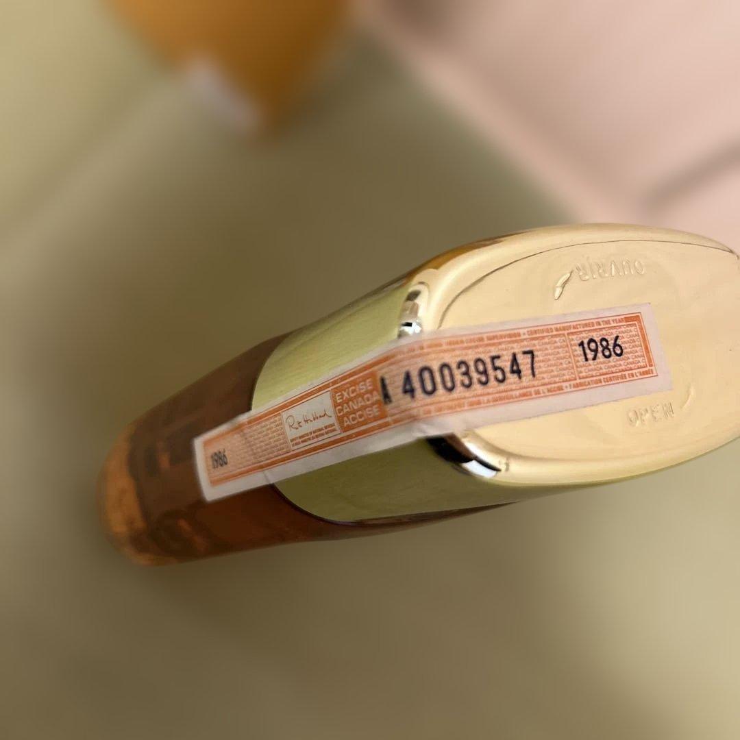 Carrington Canadian Whisky 750ml 1986 - メルカリ