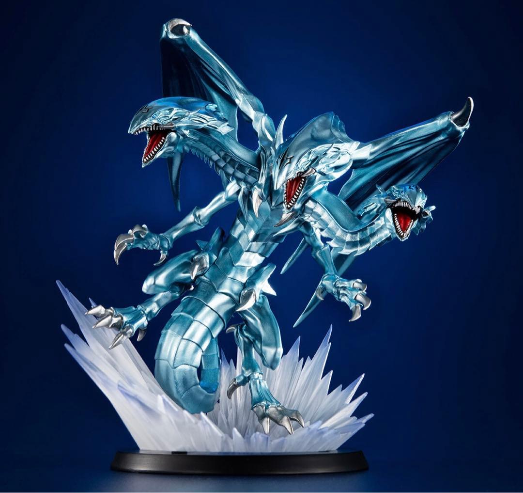 MONSTERS CHRONICLE 遊戯王 青眼の究極竜 ブラックパラディン