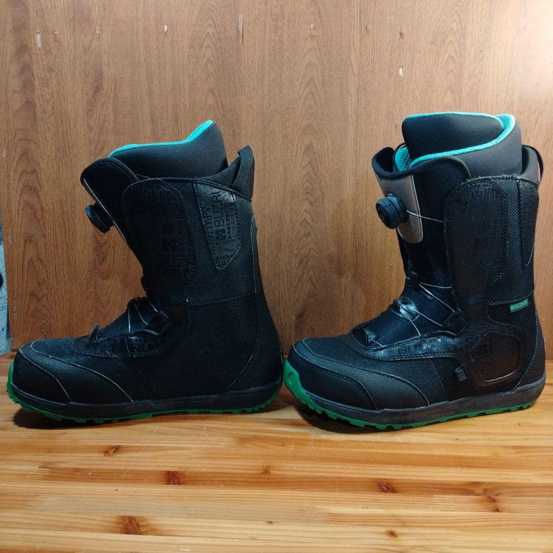 美品 BUZRUN　スノーボードブーツ　 26027