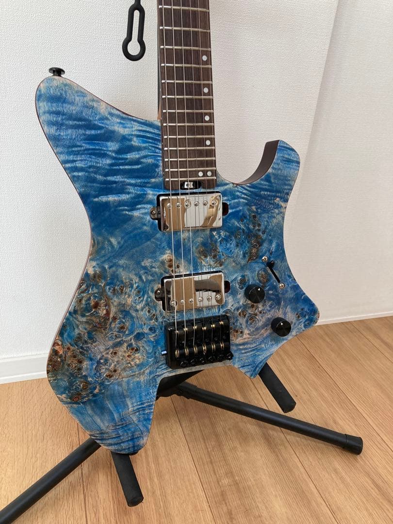 EART ヘッドレスギター 激安中華ヘッドレス、EART ''W2''(Strandberg