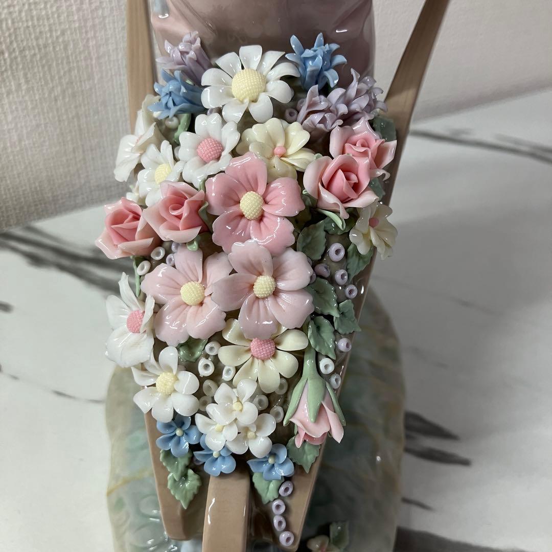 LLADRO リヤドロ 1283 花車を押す少女 箱付 - メルカリ
