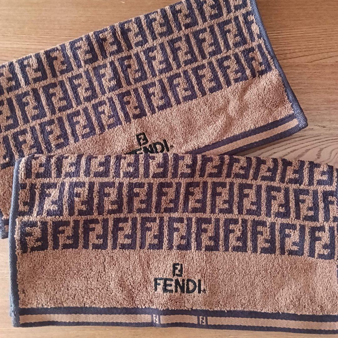 FENDI フェイスタオル ハンドタオル ズッカ - メルカリ