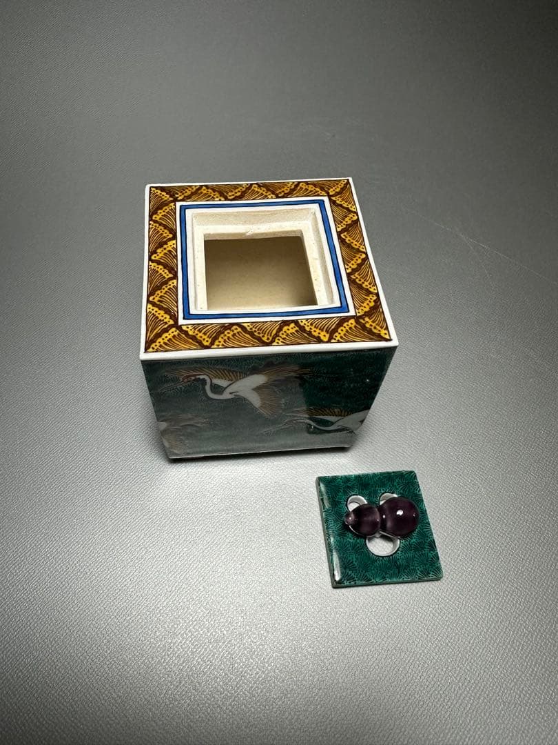 西田伸也　作　色絵群鶴文　香炉　共箱　共布　美品