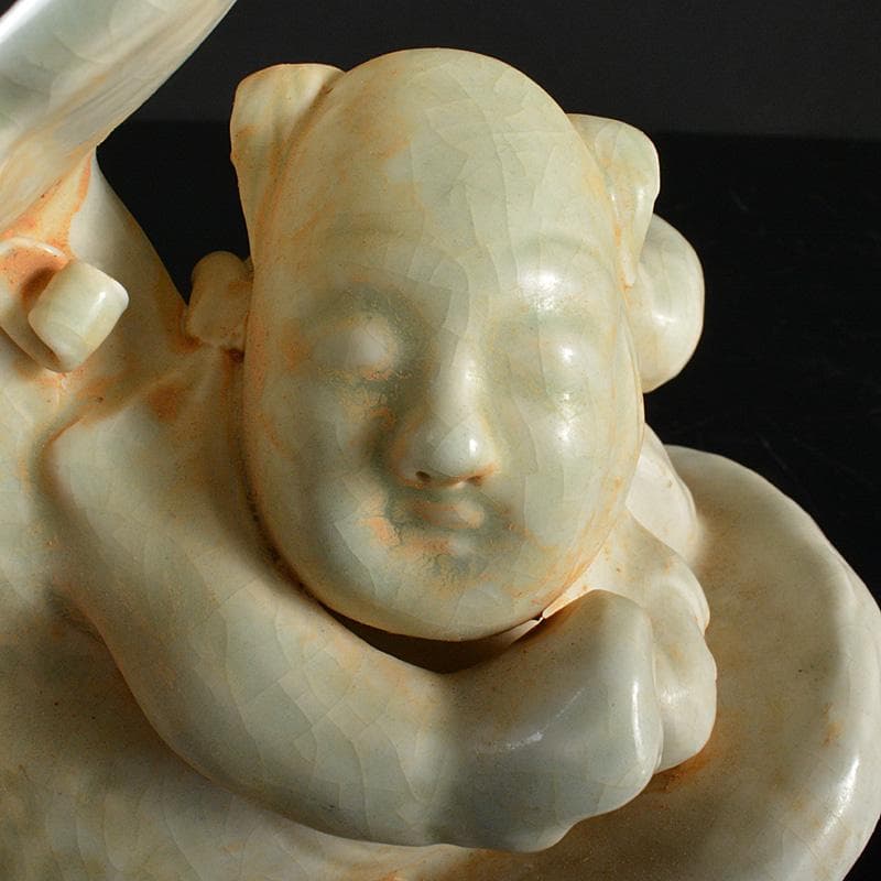 中国 粉青釉 蓮に唐子 枕 置物 V R6278