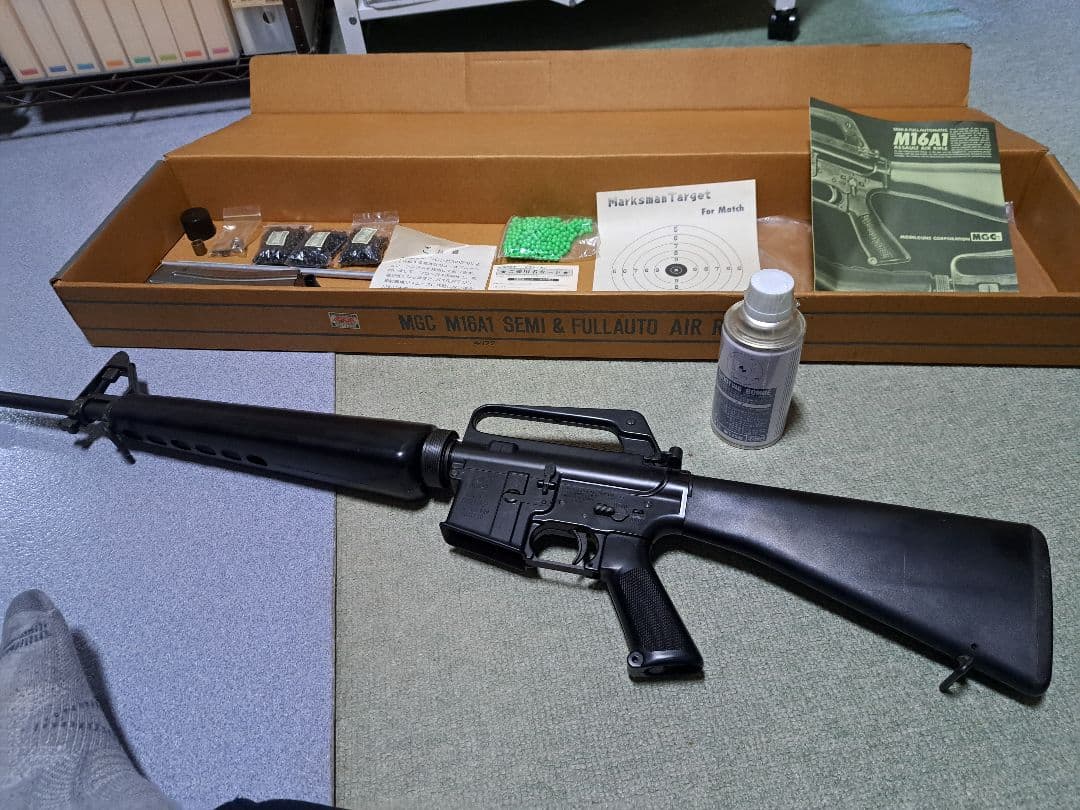 MGC M16A1 アサルトライフルモデルガン 櫢脂製ミリタリー サバゲー