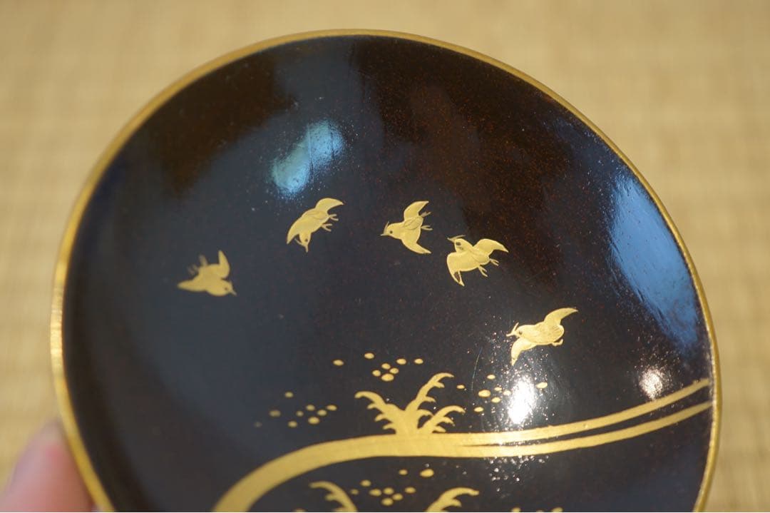 江戸後期 京蒔絵 猟師図蒔絵 波千鳥文 黒漆 吸物椀 2客/