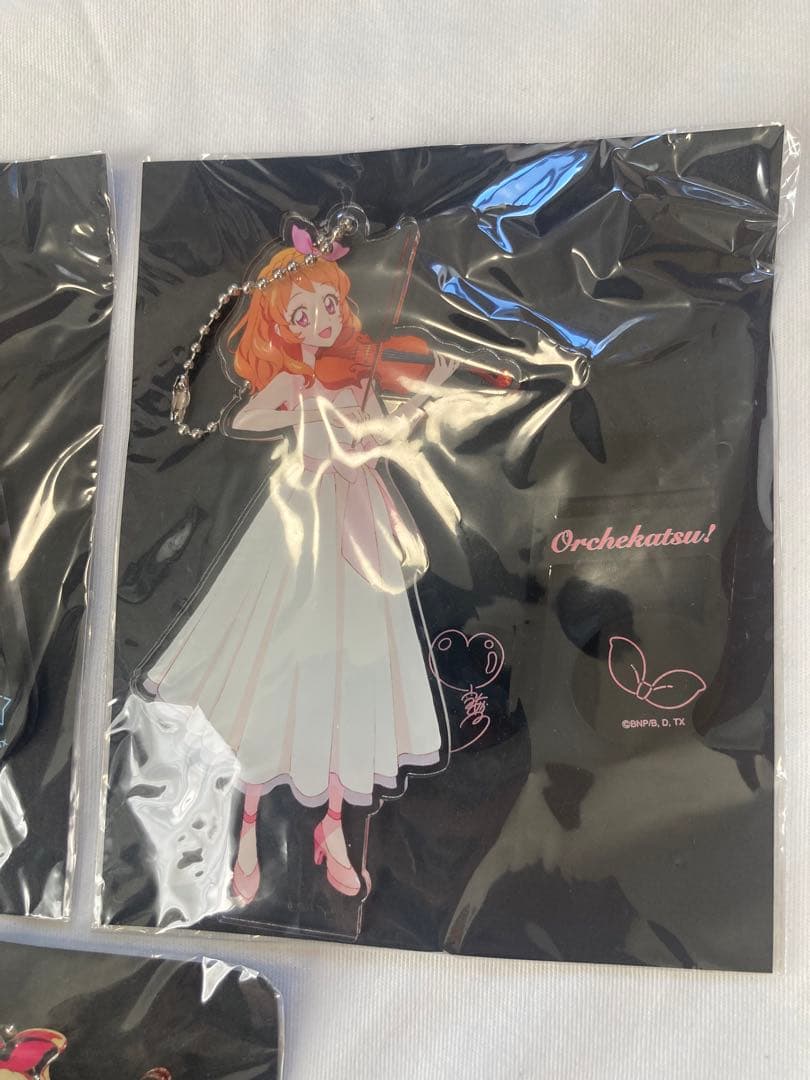 値下げ オケカツ　アクリンバッジスタンドキーホルダー　5個