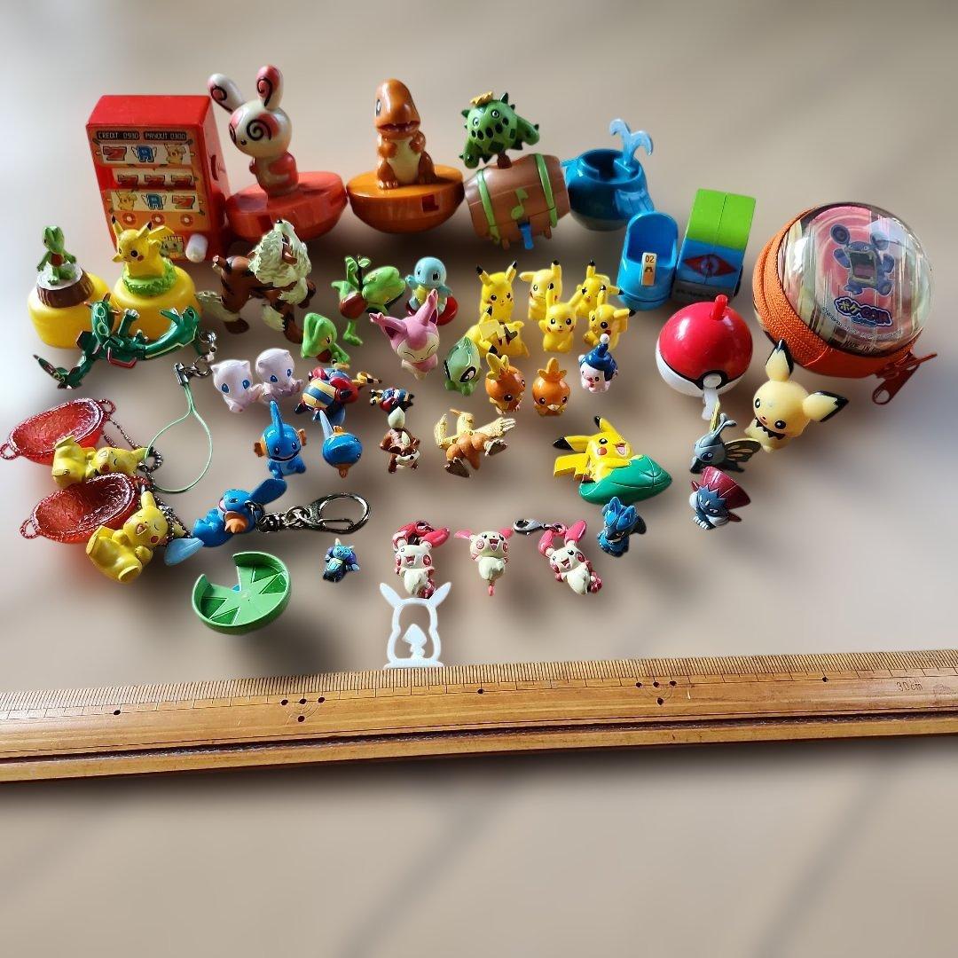 ポケモン フィギュアセット 多数 スロット等々 雑貨 - メルカリ