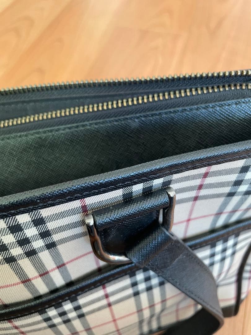 美品 バーバリー ノバチェックハンドバッグ Burberry 正規品