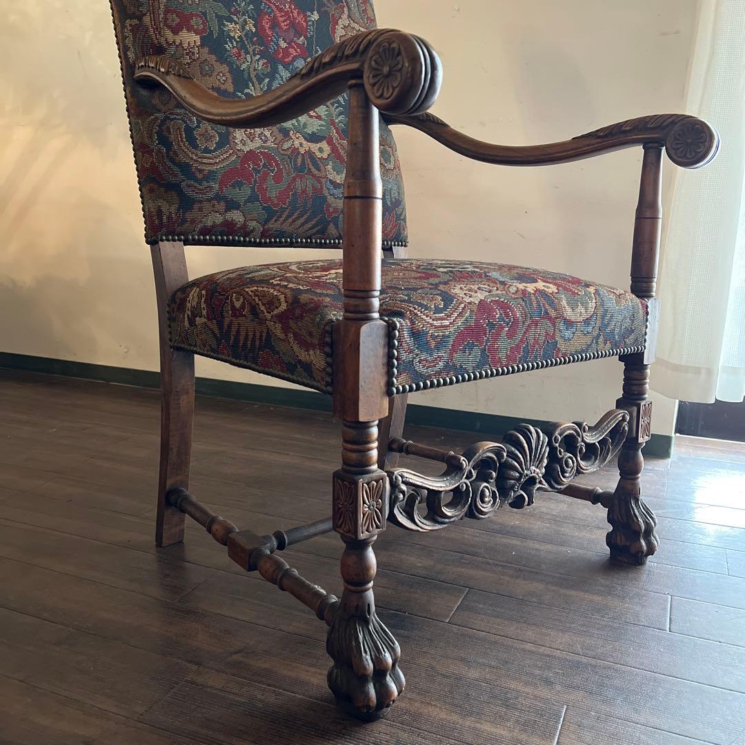 k207r124 神戸家具 カーヴィングアームチェア 英国アンティーク 彫刻