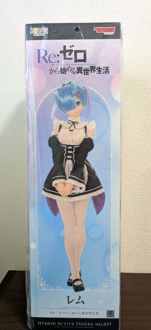 リゼロ　レム　ドールフィギュア