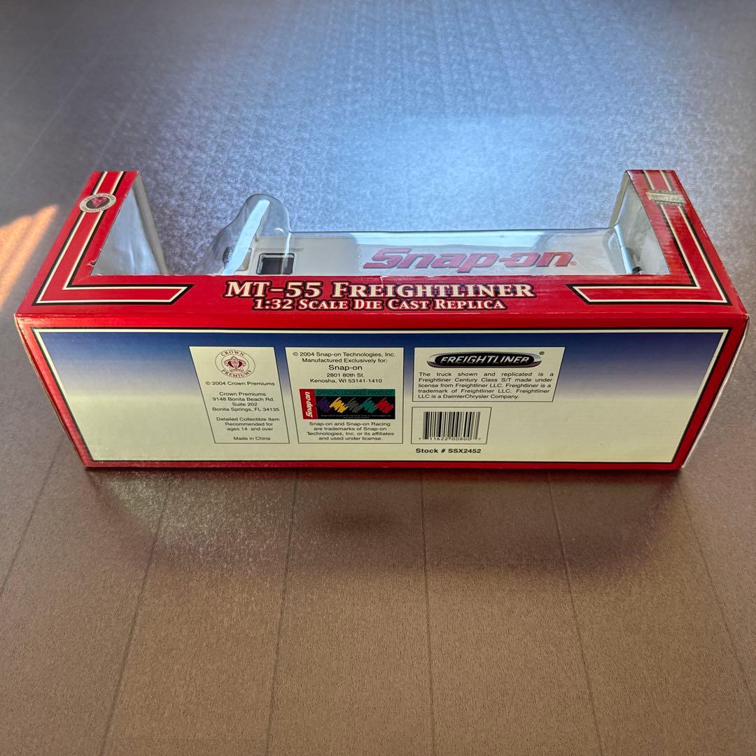 ミニカー Snap-on MT-55 Freightliner