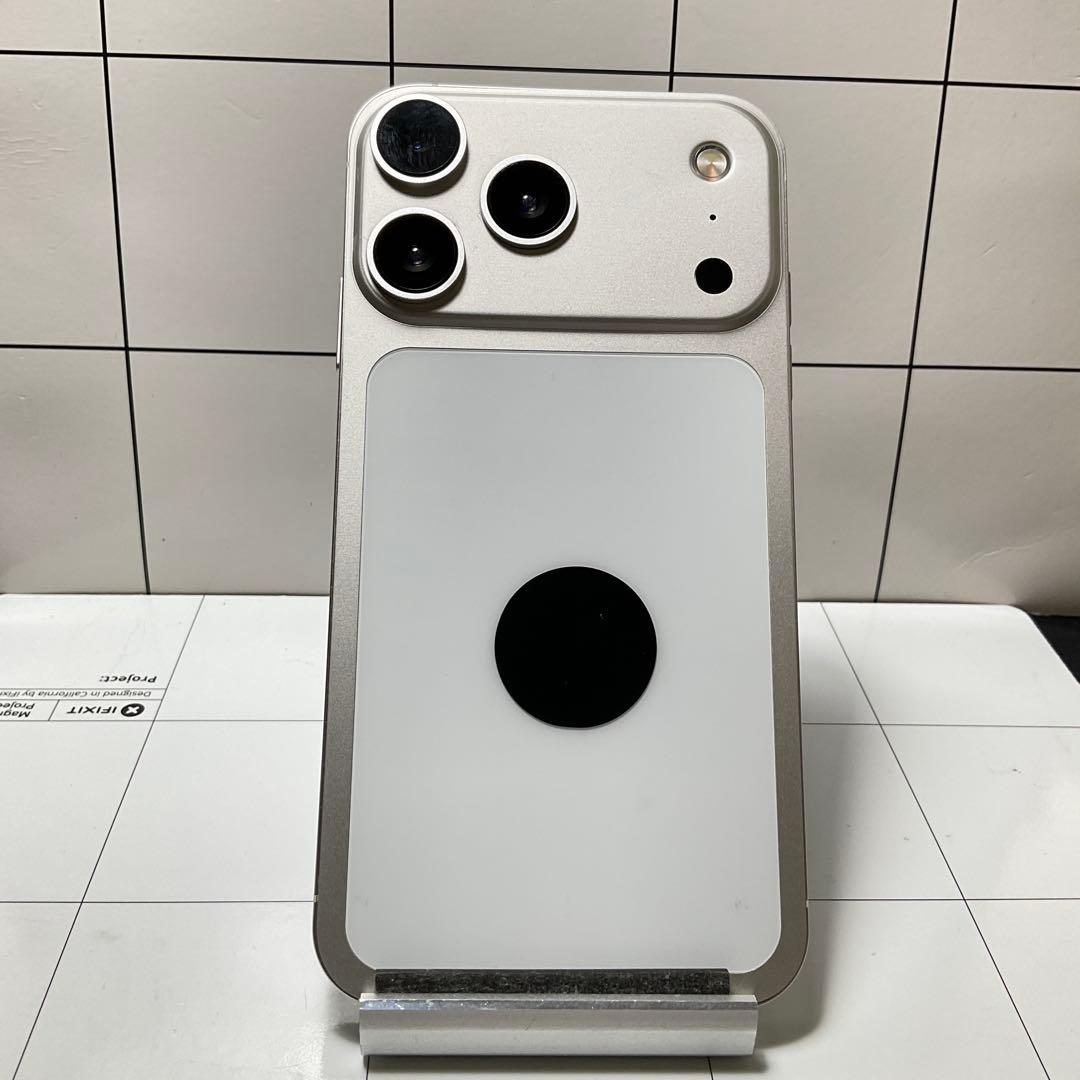 iPhone17Proカスタム仕様iPhoneXRシルバー - メルカリ