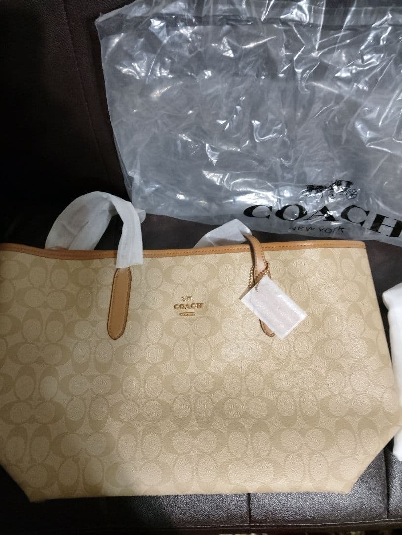 COACH ショルダーバッグ ベージュ 保存袋付き