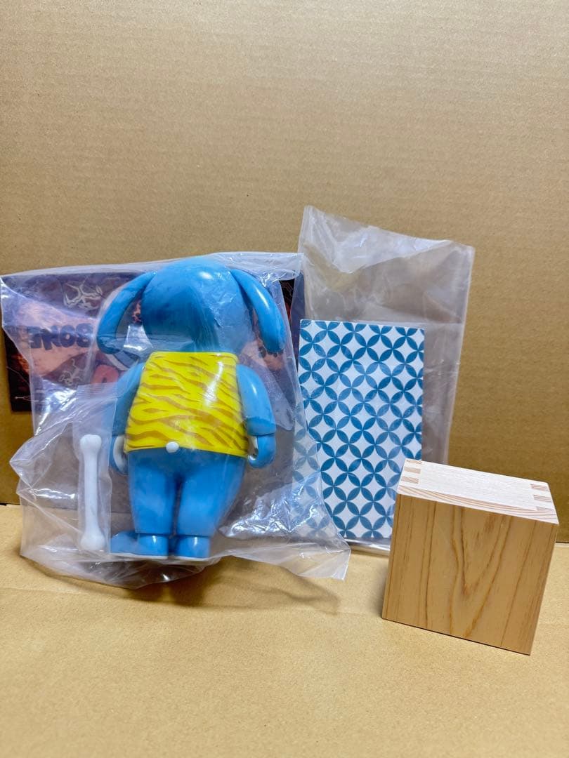 新品］ヘッドロックスタジオUluru headlockstudio ソフビ