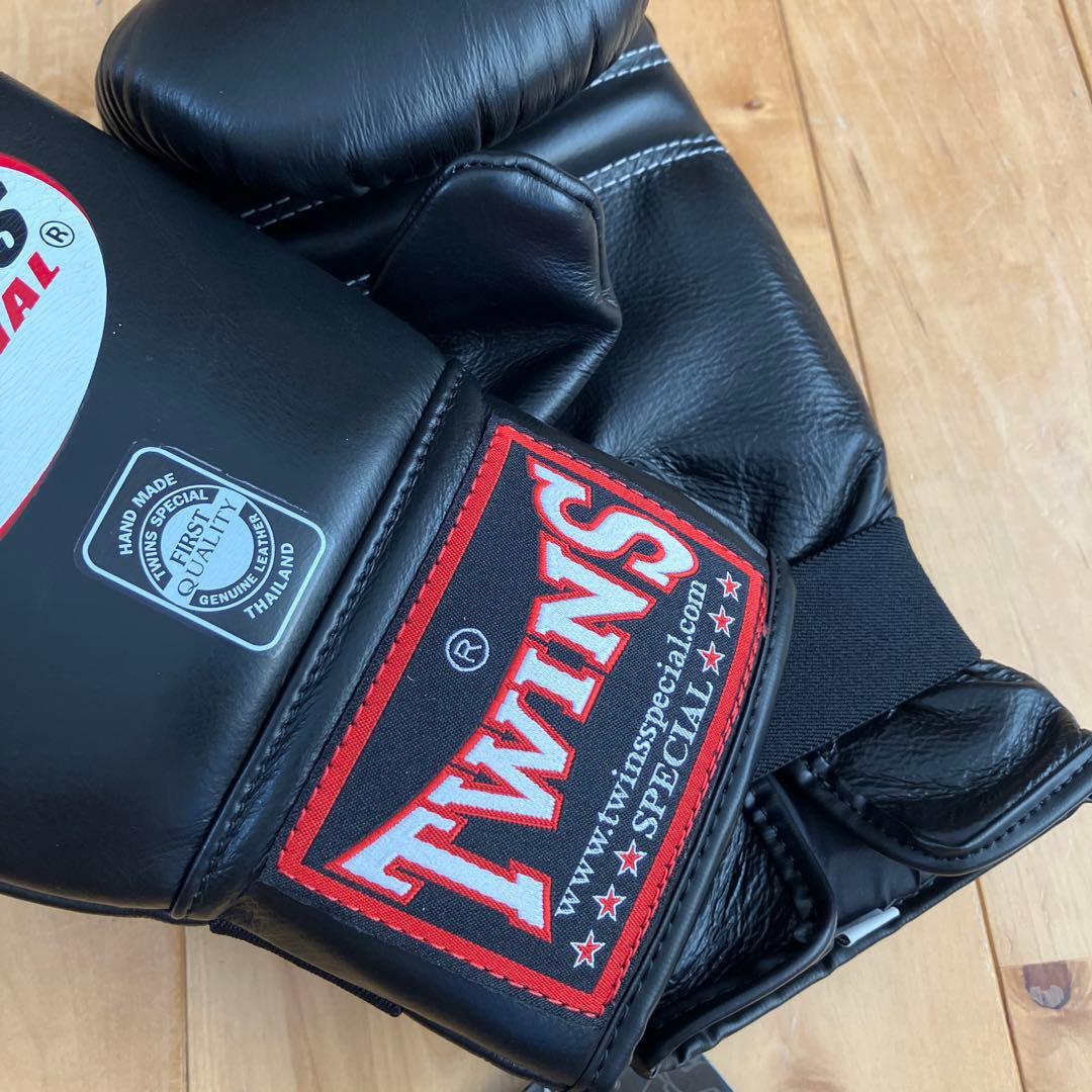 最終価格TWINS SPECIAL パンチングミット 本革製 最終価格TWINS
