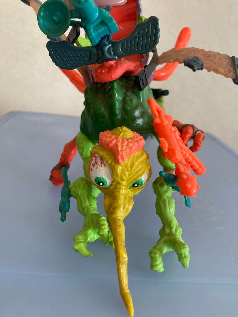 TMNTミュータントタートルズ フィギュア　2点セット。