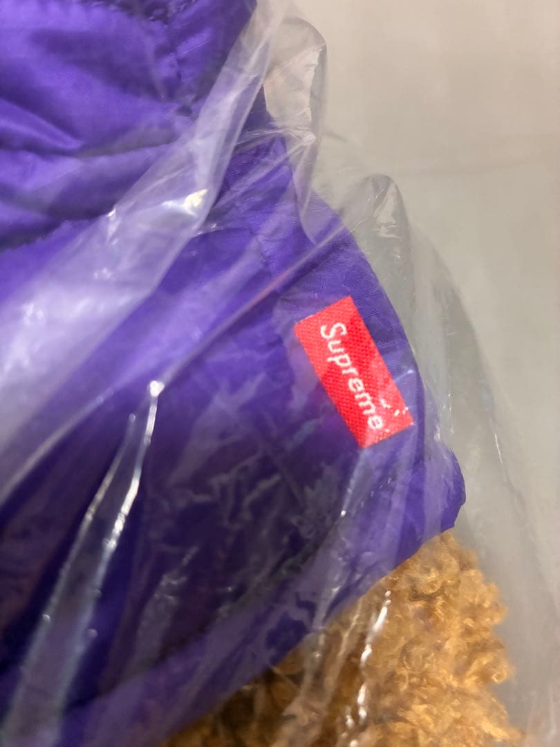 シュプリーム　くま　ノースフェイス