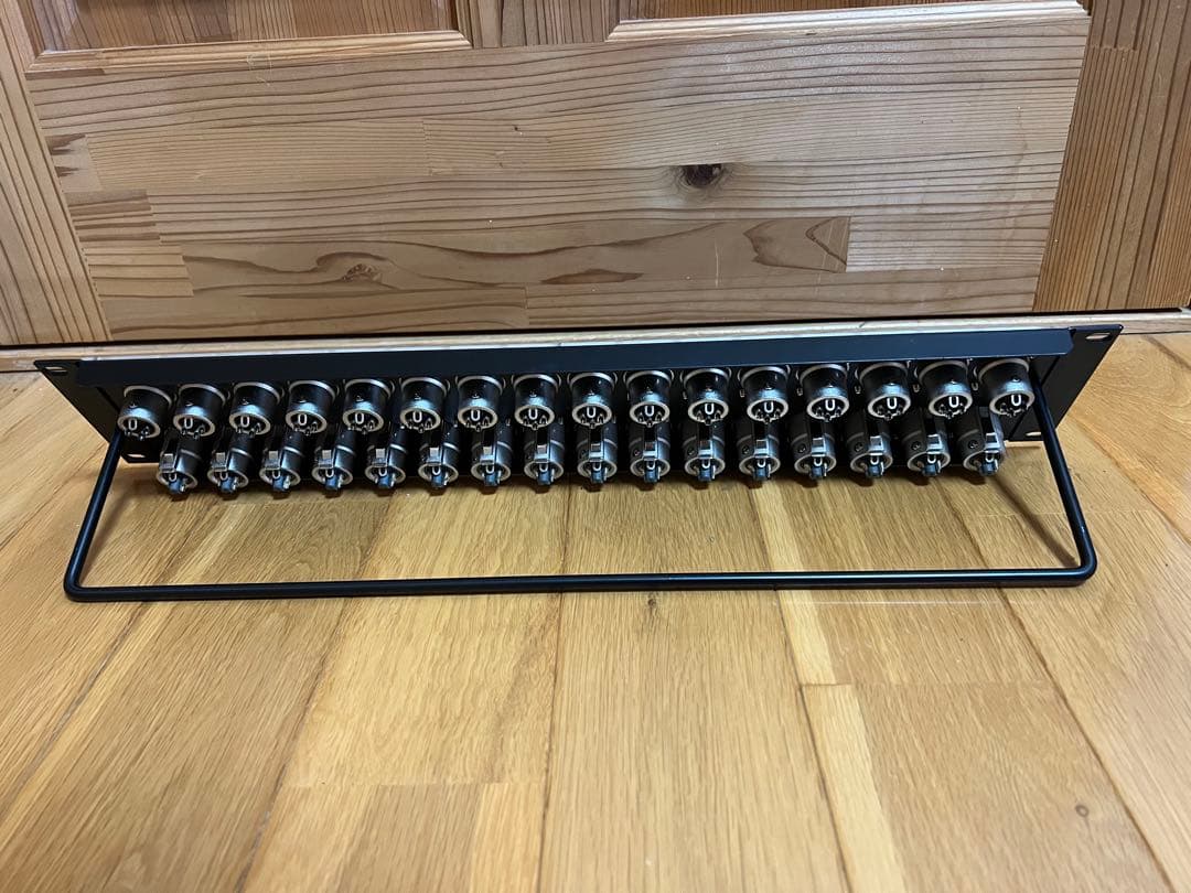 パッチパネル XLR/ITTキャノン・パッチ盤/パッチベイ