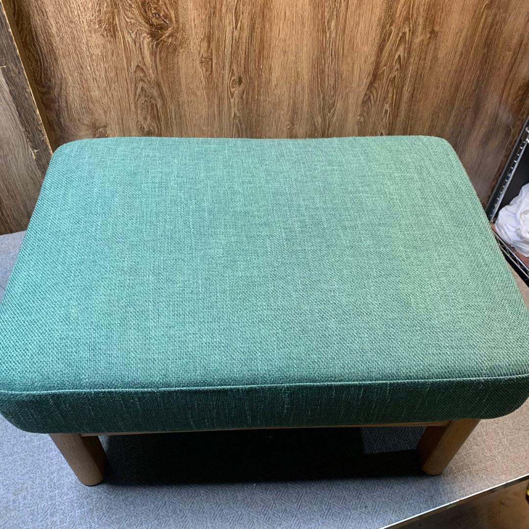 J939 unico ウニコ KIRP オットマン グリーン