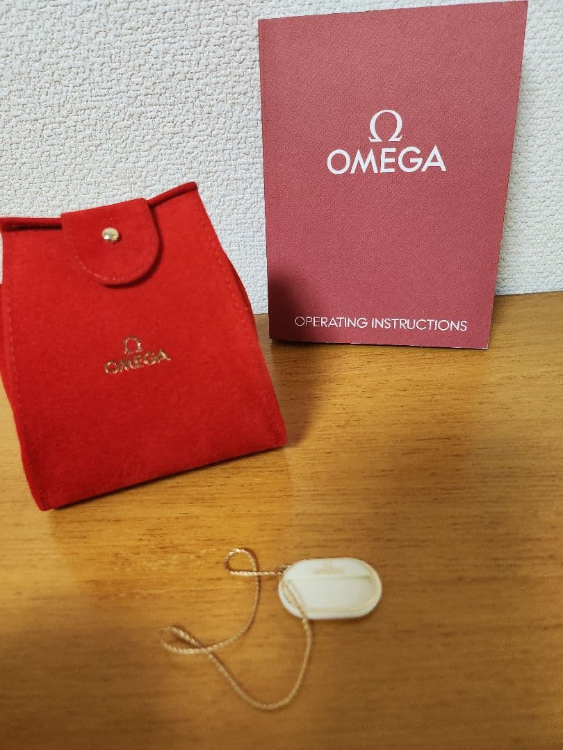 OMEGA オメガ 純正ギフトボックス レッドケース 美品 アクセサリー 付属品