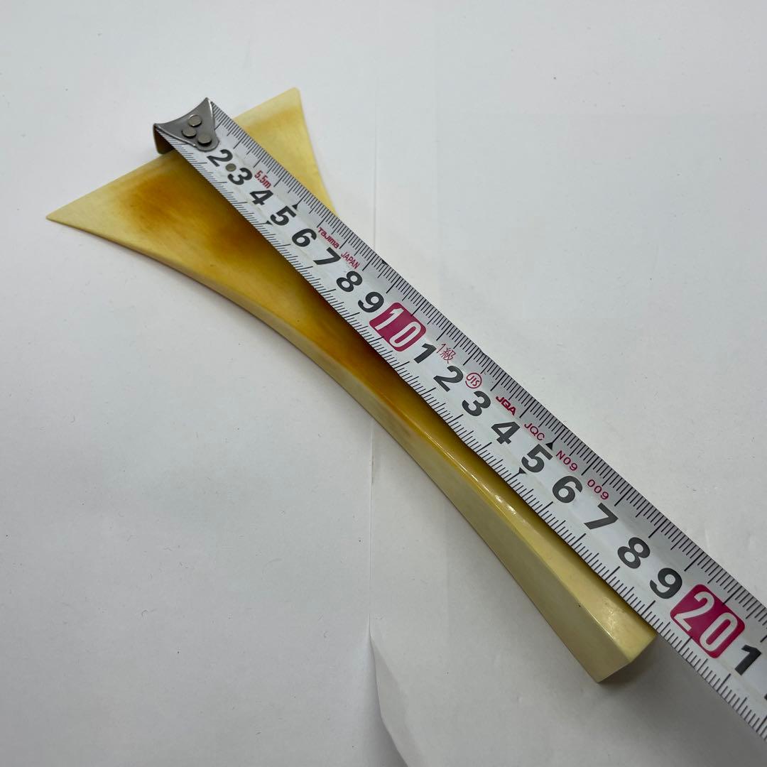 ヴィンテージ   天然素材　バチ　重さ約　127g  #385